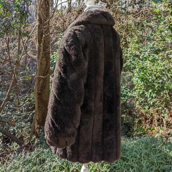 MONTEREY Faux Fur Coat Stroller Length in Plush Black Size Small - Picture 8 of 15